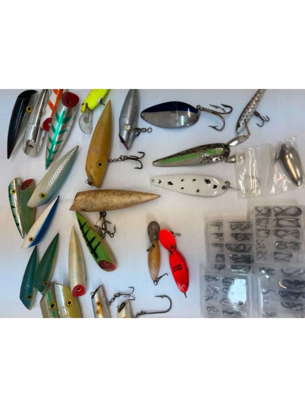 Old Dirty Fishing Lures and Spinners- Grandpops Tackle Cleanout - Picture 5 of 11